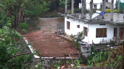 വീടിന് സമീപമുള്ള ഭൂമി കയ്യേറി, മണ്ണിട്ട് നികത്തി മതില് കെട്ടി; സിപിഎം എംഎല്എയ്ക്കെതിരെ പരാതി