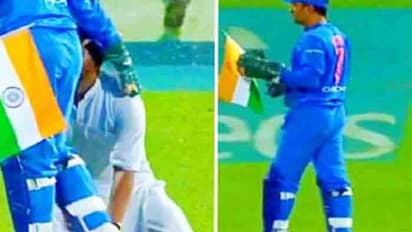 దేశమే ముందు: ధోనీ దేశభక్తికి సలాం