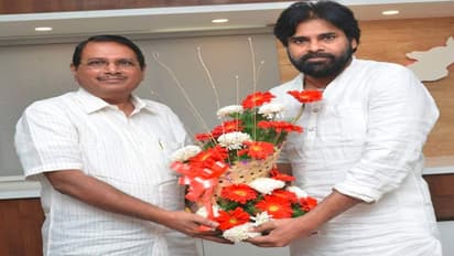 పవన్ కళ్యాణ్ రాజకీయసలహాదారుడిగా పి.రామ్మోహన్ రావు