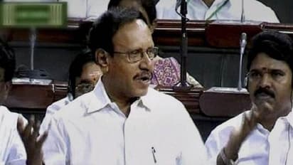 ஊழல் குற்றச்சாட்டுகளால் அமைச்சரவை மாற்றி அமைக்கப்பட்டுள்ளது - தம்பிதுரை பேட்டி