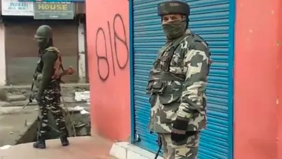 IED blast along LoC kills one jawan, injures 2 more