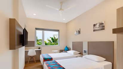 'അവസരം മുതലെടുത്ത്' ഹോട്ടലുകൾ; അയോധ്യയിൽ മുറികളുടെ നിരക്ക് ഞെട്ടിക്കുന്നത്