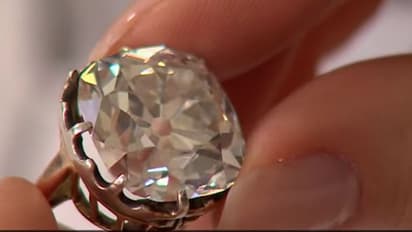 ലക്ഷങ്ങൾ വിലയുള്ള വജ്രമോതിരവും വാച്ചും വാങ്ങാനാളില്ല, കൊലയാളികൾ പിടിയിൽ