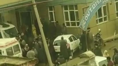 స్కూల్లో బాంబు పేలుడు..19మంది విద్యార్థులకు గాయాలు