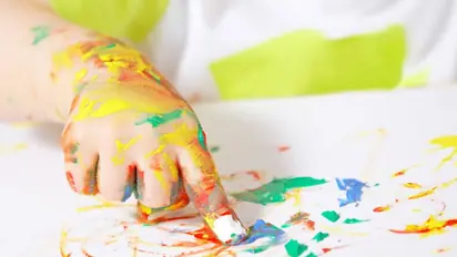 Homeless artist in Kerala weaves magic on walls with mud, natural pigments