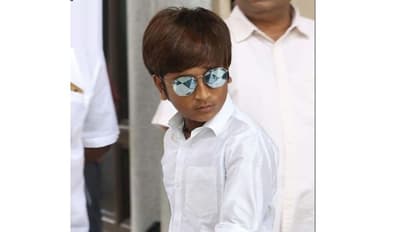 ப்ப்பா... என்ன ஸ்டைலு!! ரியல் லிட்டில் சூப்பர்ஸ்டார்!! ரஜினி தனுஷை ஓவர்டேக் பண்ண ஒரே போட்டோ