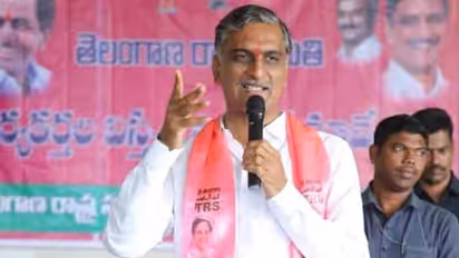 కేసీఆర్ వ్యూహం: హరీష్కు కేబినెట్లో దక్కని అవకాశం