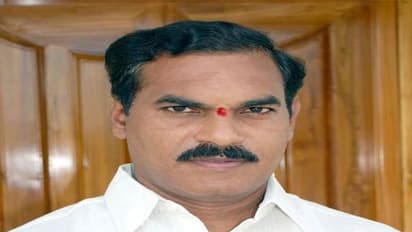 బాబుకు షాక్: తోట త్రిమూర్తులు టీడీపీకి గుడ్బై