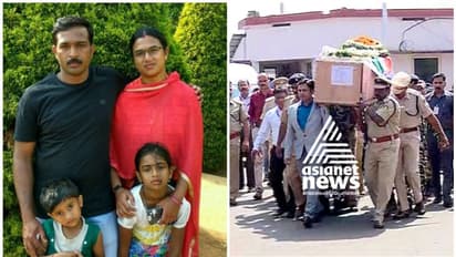 വസന്ത് കുമാറിന്റെ ഭൗതികദേഹം കരിപ്പൂരിലെത്തിച്ചു: ഒരു നോക്ക് കാണാനായി വന്ജനാവലി