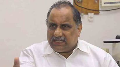 ముద్రగడ వైసీపీలో చేరిక వాయిదా.. కారణాన్ని వెల్లడించిన కాపు నేత