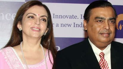 ముకేశ్ -నీతా పెద్దమనస్సు: అమరుల కుటుంబాల బాధ్యత మాదే