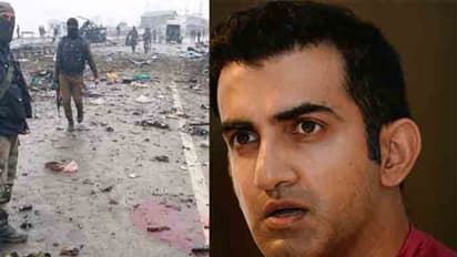 పాక్తో చర్చించాలి.. వేదిక యుద్ధభూమి కావాలి: గంభీర్