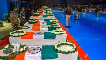 ಶೀಘ್ರವೇ ರಾಜ್ಯದ ಶಾಲಾ ಪಠ್ಯದಲ್ಲಿ ಐವರು ಪುಲ್ವಾಮ ಹುತಾತ್ಮರು