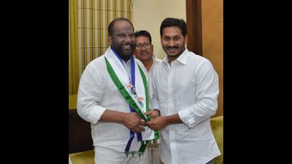 ఓటుకు నోటు కేసు ఎత్తి బాబుపై రవీంద్ర బాబు తీవ్ర వ్యాఖ్యలు