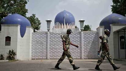 ఢిల్లీ నుంచి వచ్చేయండి: హైకమిషనర్ను వెనక్కి పిలిచిన పాక్