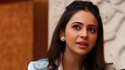 ఫ్లాట్ కొనుక్కున్న రకుల్.. ఎంతో తెలుసా..?