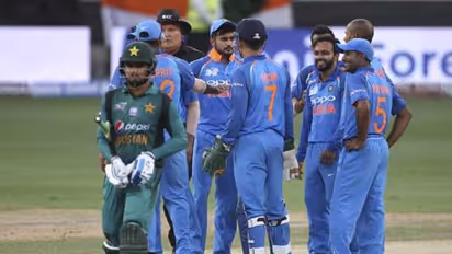 వరల్డ్కప్లో భారత్-పాక్ మ్యాచ్.. ఆడకుంటే మనకే నష్టం: బీసీసీఐ