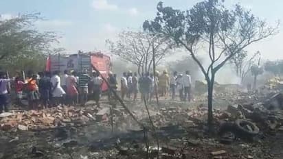 பட்டாசு ஆலையில் பயங்கர வெடிவிபத்து... 6 பேர் உடல் சிதறி உயிரிழப்பு..!