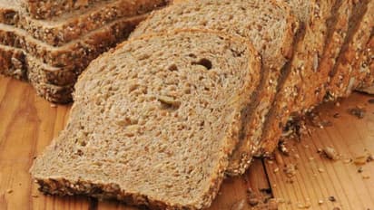 ശരീരഭാരം കുറയ്ക്കാൻ സഹായിക്കുന്ന മൂന്ന് തരം ബ്രഡുകൾ