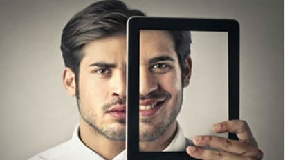 বাইপোলার ডিসঅর্ডার কি এর লক্ষণ এবং ঋতু পরিবর্তনের সময় কী ঘটে