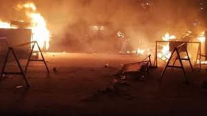 जानें क्यों अरुणाचल प्रदेश में डिप्टी सीएम के बंगले में प्रदर्शनकारियों ने लगाई आग