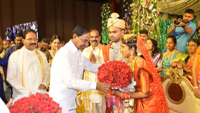 డీజీపీ మహేందర్ రెడ్డి కూతురు వివాహానికి హజరైన సీఎం కేసీఆర్