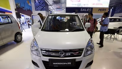 ಫೆಬ್ರವರಿಯಲ್ಲಿ ಗರಿಷ್ಠ ಮಾರಾಟವಾದ ಸಣ್ಣ ಕಾರು- ಇಲ್ಲಿದೆ ಲಿಸ್ಟ್!