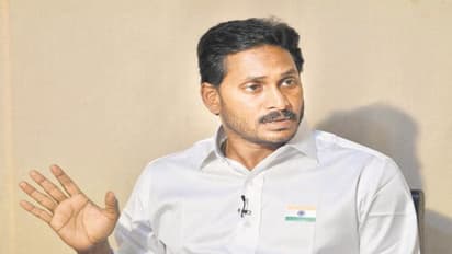 వైసీపీ అభ్యర్థుల తొలి జాబితా..జగన్ మళ్లీ ట్విస్ట్