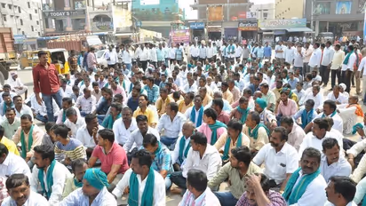 కవితకు చిక్కులు: పసుపు రైతులకు దారి చూపిన నల్గొండ