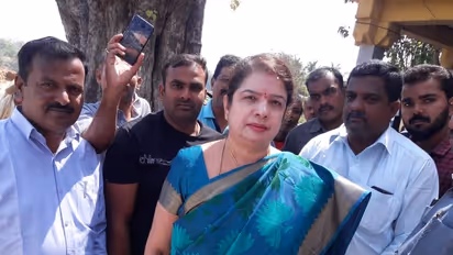 ಸ್ವ ಕ್ಷೇತ್ರದಲ್ಲಿ ಶಾಸಕಿ ಅನಿತಾ ಕುಮಾರಸ್ವಾಮಿ ವಿರುದ್ಧ ಆಕ್ರೋಶ