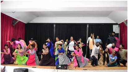 മുപ്പതിലധികം കലാരൂപങ്ങള്, 300ല് പരം കലാകാരന്മാര്; സമഭാവന മള്ട്ടിമീഡിയ മെഗാഷോ നാളെ