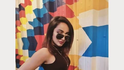 తేజస్వి మదివాడ స్పైసీ ఫోటోలు!