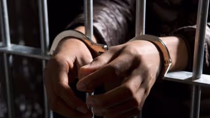 CPM leader arrested for stealing mobile phone from Kerala police station