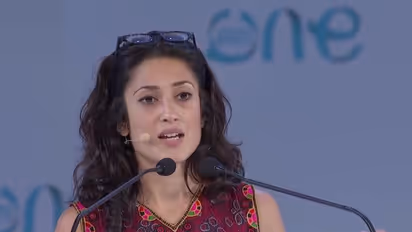 'ഇന്ത്യന് വിംഗ് കമാന്ഡര് അഭിനന്ദനെ വിട്ടയക്കൂ'; ഇമ്രാന് ഖാനോട് സമാധാനം തേടി ഫാത്തിമ ഭൂട്ടോ