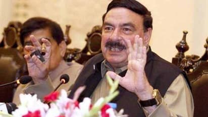 వాజ్పేయ్ వేరు, మోడీ వేరు: అభినందన్ను విడుదల చేయొద్దన్న పాక్ మంత్రి