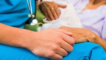 390 ಕ್ಯಾನ್ಸರ್ ಔಷಧಗಳ ದರ ಇಳಿಸಿದ ಸರ್ಕಾರ