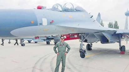 భారతీయుడనుకుని...పాక్ పైలట్ను కొట్టి చంపిన పాకిస్తానీయులు