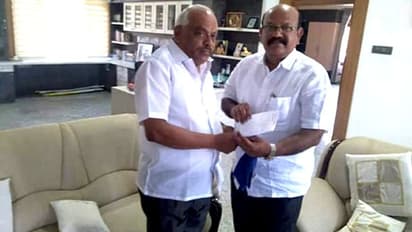 Election 2019: Karnataka Congress MLA Umesh Jadhav quits party, to join BJP in presence of PM Modi
