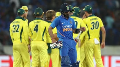 രാഹുലിനായി മൂന്നാം നമ്പര് വിട്ടുകൊടുത്തു; കോലിക്കെതിരെ വിമര്ശനവുമായി ആരാധകര്