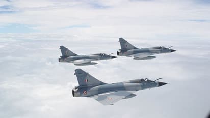 एनटीआरओ सर्विलांस से दावा, हवाई हमले के समय बालाकोट आतंकी कैंप में एक्टिव थे 300 मोबाइल