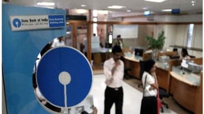 Fixed Deposits: SBI, PNB బ్యాంకు కస్టమర్లకు గుడ్ న్యూస్, ఫిక్స్డ్ డిపాజిట్స్ వడ్డీ రేట్ల పెంపుతో ఇలా లాభం..