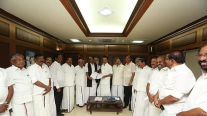 தேச துரோக வழக்கு... மதிமுக முகாமில் திக்..திக்... ஜூலை 5-க்கு பிறகு வேட்புமனு தாக்கல் செய்ய வைகோ முடிவு?