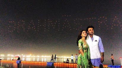 వావ్.. ఆకాశంలో సినిమా టైటిల్!