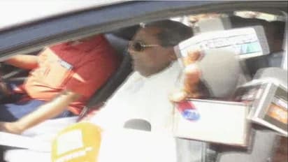 ದೊಡ್ ಗೌಡ್ರು ಮೈಸೂರಿಂದ ಎಲೆಕ್ಷನ್ ನಿಲ್ತಾರಾ?: ಸಿದ್ದು ಕೋಪ ನೋಡಿ!