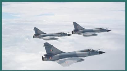 '80 ശതമാനം ബോംബുകളും ലക്ഷ്യത്തില് പതിച്ചു'; ബാലകോട്ട് ആക്രമണത്തിന്റെ തെളിവ് വ്യോമസേന സമര്പ്പിച്ചു