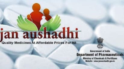 प्रधानमंत्री जनऔषधि परियोजना से दवाएं सस्ती होने के साथ ही मिल रहा है रोजगार और राजस्व