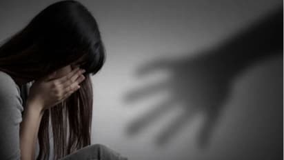 Bengaluru man arrested for harassing women on road, pelting stones