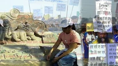 युवाओं ने उठाया मतदान के प्रति जागरूक करने का जिम्मा