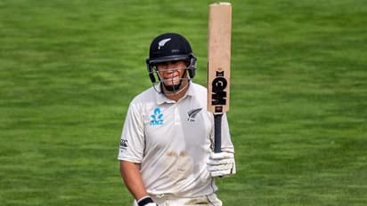 নিউজিল্যান্ডের হয়ে মার্টিন ক্রো-রও এমন নজির নেই যা আছে টেলরের, জানুন