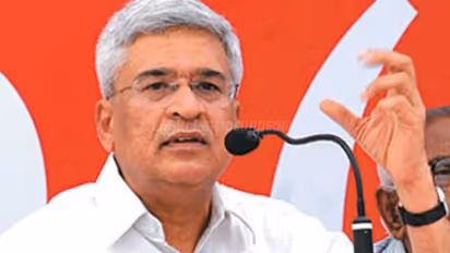 സഖ്യ സാധ്യത സംസ്ഥാനങ്ങളിലെ സാഹചര്യത്തിനനുസരിച്ച്; സിപിഎം അംഗ സഖ്യയിൽ കുറവ് വന്നിട്ടുണ്ടെന്നും പ്രകാശ് കാരാട്ട്